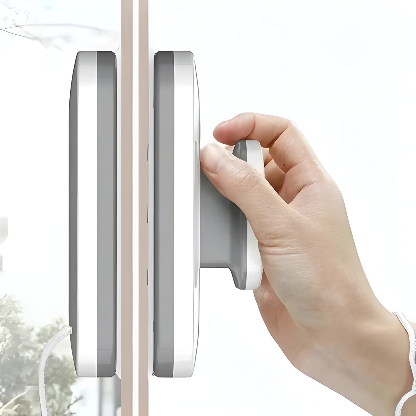 Magnetic Glass Cleaner for Windows and Sliding Doors